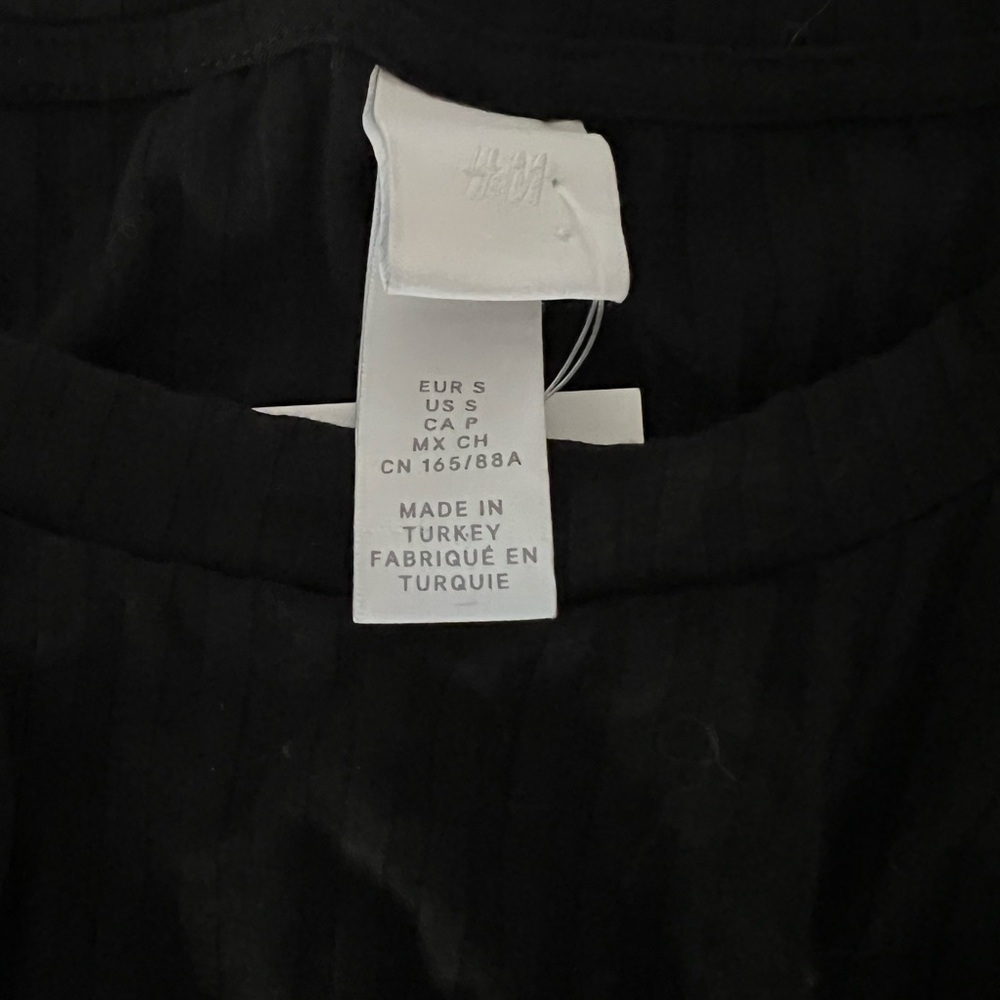 NWOT! Black Ribbed Set - Picture 3 of 5